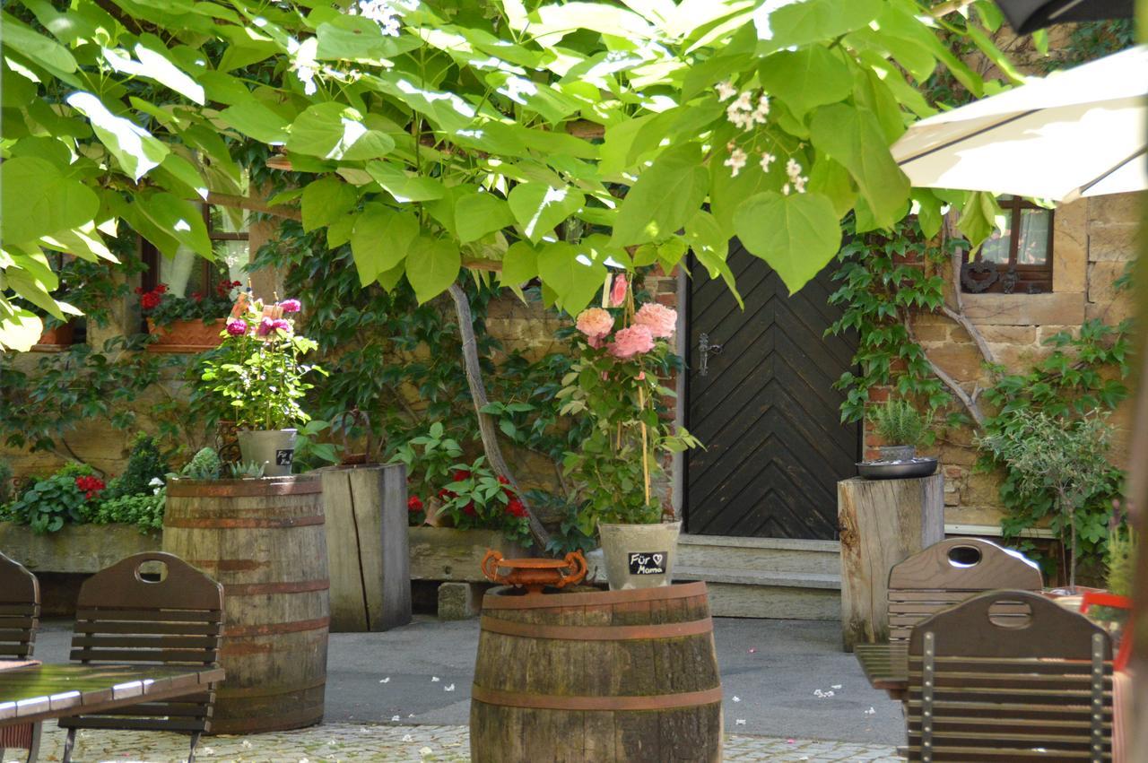 Gasthof Zum Storch Prichsenstadt Exterior photo